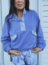 Load image into Gallery viewer, BRISK STROLL PAISLEY PULLOVER