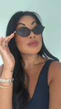 Load image into Gallery viewer, JESS OVAL SUNGLASSES