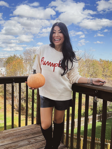 PUMPKIN EMBROIDERED SWEATER