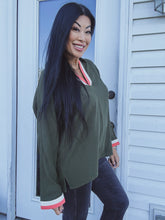 Load image into Gallery viewer, DIRTY MARTINI COLORBLOCK TOP