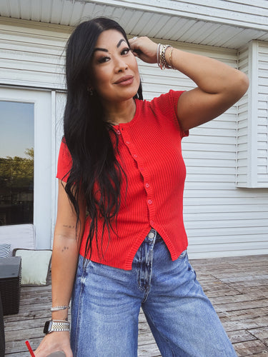 BE BOLD RIBBED KNIT TOP