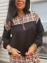 Load image into Gallery viewer, MIA PLAID PULLOVER