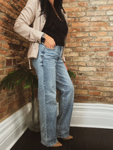 Load image into Gallery viewer, MADDOX RIGID MAGIC STRAIGHT JEANS
