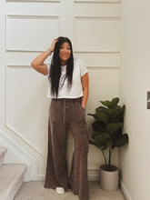 Load image into Gallery viewer, MARGO MINERAL WASH CARGO WIDE LEG PANTS