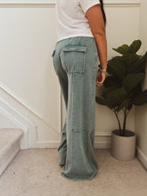 Load image into Gallery viewer, MARGO MINERAL WASH CARGO WIDE LEG PANTS