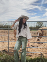 Load image into Gallery viewer, HOWDY DARLIN’ KNIT SWEATER