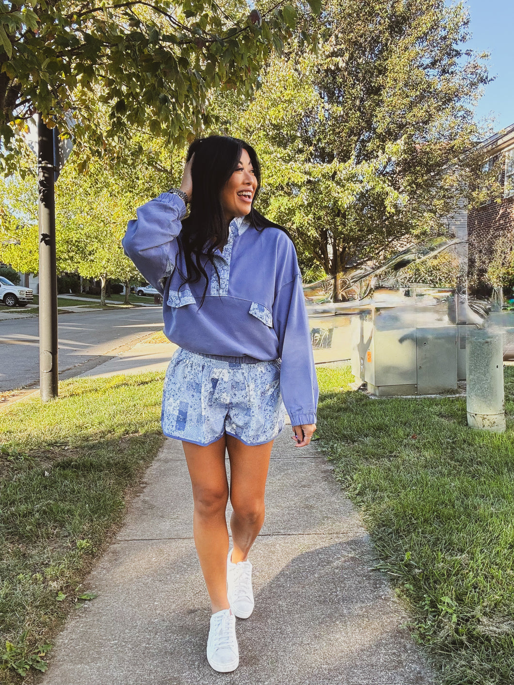 BRISK STROLL PAISLEY PULLOVER