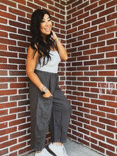 Load image into Gallery viewer, EASY DAYS LINEN BARREL PANTS