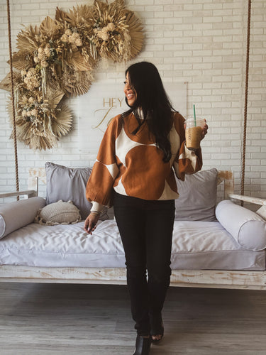 TOFFEE ICED LATTE DOTTED SWEATER