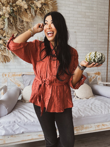 HOT TODDY PLEATED TOP