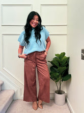 Load image into Gallery viewer, THE STRATEGY SUEDE SCALLOPED EDGE PANTS