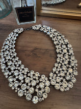 Load image into Gallery viewer, SHE’S FANCY RHINESTONE COLLAR