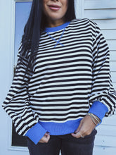Load image into Gallery viewer, WEEKEND FAVORITE STRIPED PULLOVER