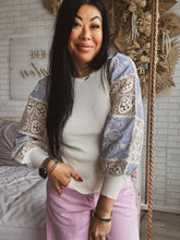 Load image into Gallery viewer, OPEN HEART CROCHET TOP