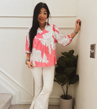 Load image into Gallery viewer, PEONY BLOOM FLORAL TOP