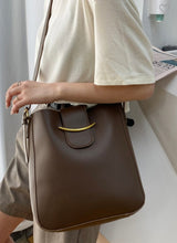 Load image into Gallery viewer, VEGAN LEATHER CROSSBODY SHOULDER BAG