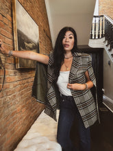 Load image into Gallery viewer, LAFAYETTE PLAID HYBRID CAPE