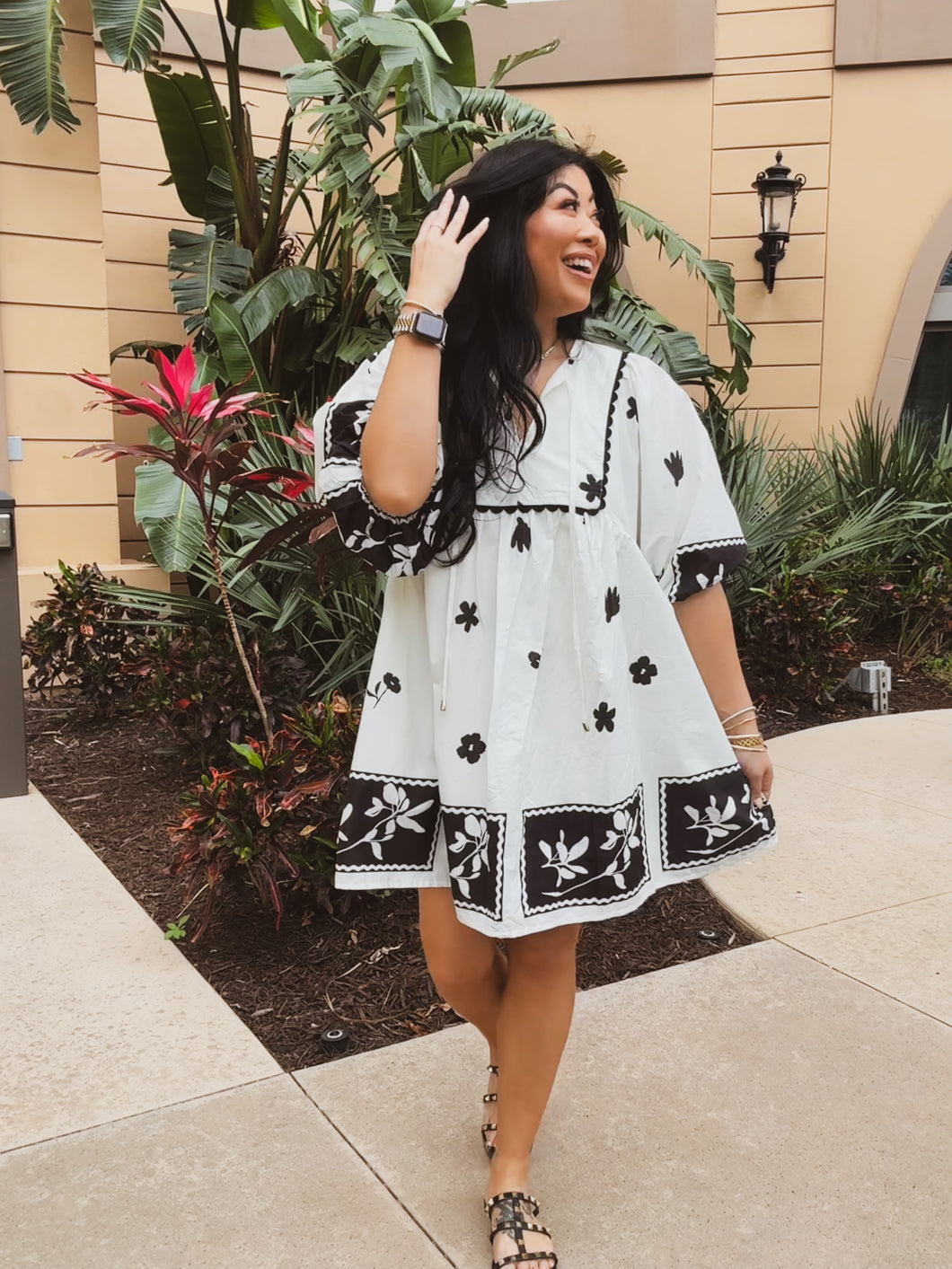 VINEYARD VILLA FLORAL DRESS