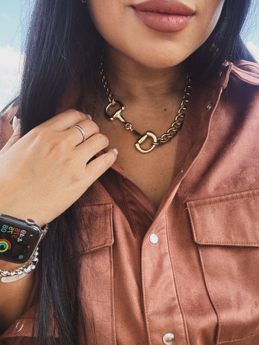MEADOW HORSEBIT NECKLACE