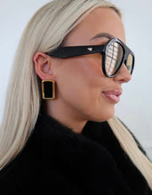 Load image into Gallery viewer, CHANSUTTPEARLS BROOKE EARRINGS