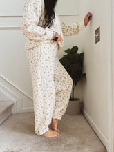 Load image into Gallery viewer, HEIRLOOM ROSE FLORAL LOUNGE SET