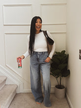 Load image into Gallery viewer, TARYN FEATHERWEIGHT WIDE LEG JEANS
