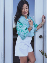 Load image into Gallery viewer, IVY GARDEN PUFF SLEEVE BUTTON DOWN