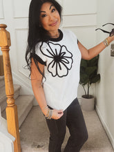Load image into Gallery viewer, MONOCHROME BLOOM KNIT