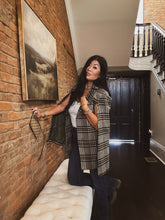 Load image into Gallery viewer, LAFAYETTE PLAID HYBRID CAPE