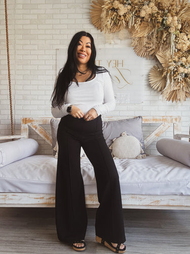 THE CLASSIC BLACK PANT