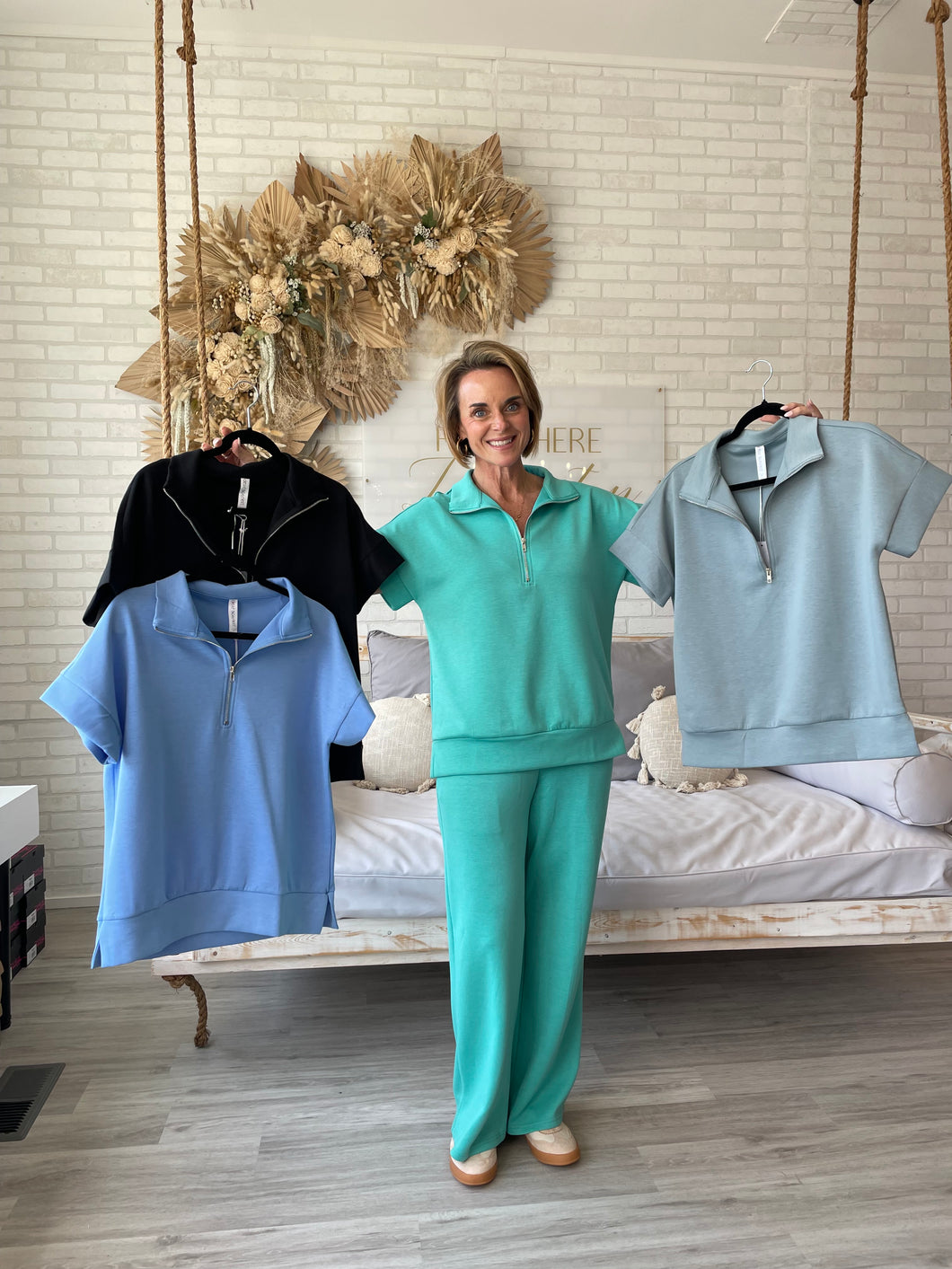 DOORBUSTER: DEAR SCARLETT CATALINA SCUBA SETS