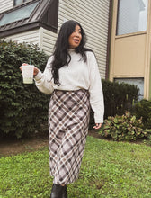 Load image into Gallery viewer, CHAI LATTE MOCK NECK SWEATER