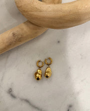 Load image into Gallery viewer, CHANSUTTPEARLS SADIE EARRINGS