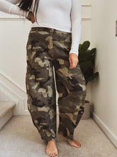 Load image into Gallery viewer, WOODLAND CAMO BARREL PANTS