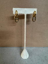 Load image into Gallery viewer, CHANSUTTPEARLS KASEY EARRINGS