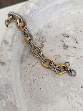 Load image into Gallery viewer, CHANSUTTPEARLS MARGO BRACELET