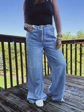 Load image into Gallery viewer, LAINEY FEATHERWEIGHT DRAWCORD PALAZZO JEANS