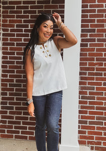YACHT CLUB MEETUP SLEEVELESS TOP