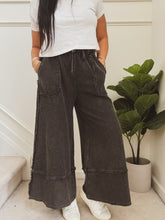 Load image into Gallery viewer, CARSON MINERAL WASH CROPPED PANTS
