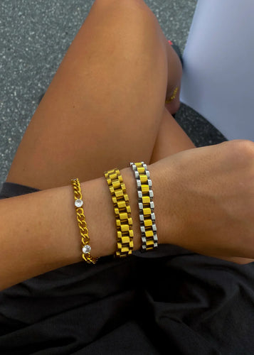 CHANSUTTPEARLS THIN GOLD WATCH BAND BRACELET