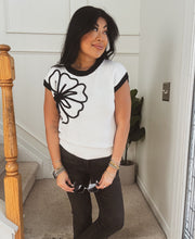 Load image into Gallery viewer, MONOCHROME BLOOM KNIT