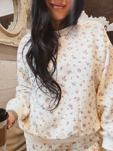 Load image into Gallery viewer, HEIRLOOM ROSE FLORAL LOUNGE SET