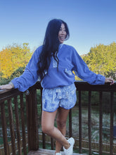 Load image into Gallery viewer, BRISK STROLL PAISLEY PULLOVER