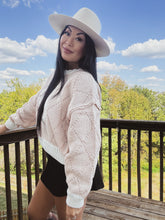 Load image into Gallery viewer, LUCKY HORSESHOE SWEATER