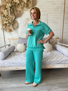 DOORBUSTER: DEAR SCARLETT CATALINA SCUBA SETS