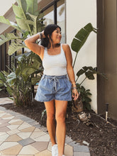 Load image into Gallery viewer, BLAKELEY SUTTON PLEATED SHORTS
