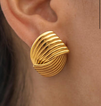 Load image into Gallery viewer, ALCO CAPRI EARRINGS