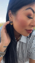 Load image into Gallery viewer, CORA EARRINGS