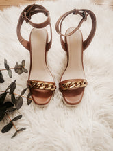 Load image into Gallery viewer, OCEAN AVE. GOLD CHAIN WEDGES