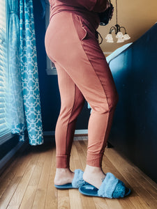 HELLO MELLO BEST DAY EVER LOUNGE JOGGERS